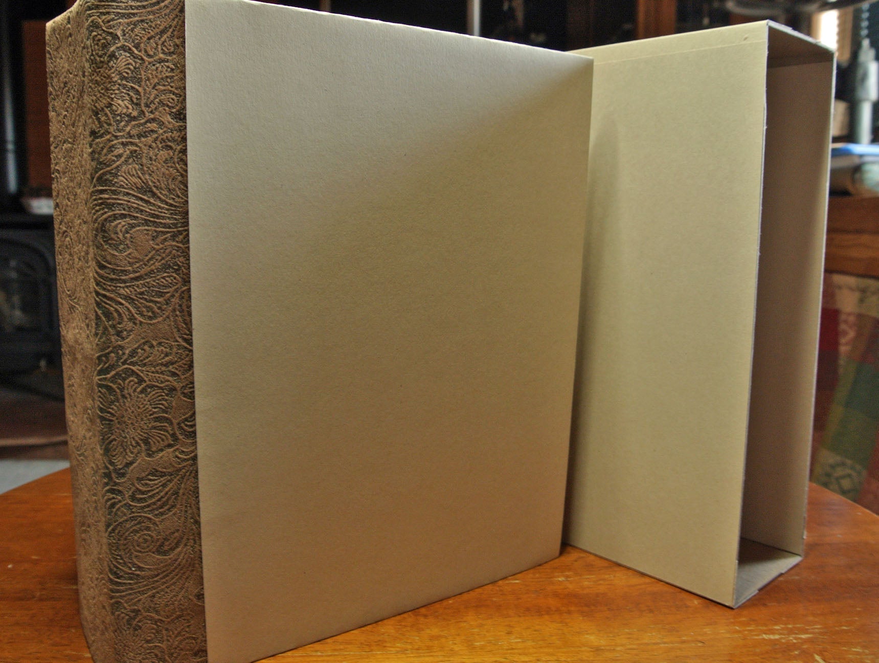 Large Album with Storage Case to document a year of your life, for Photos and Memorabilia