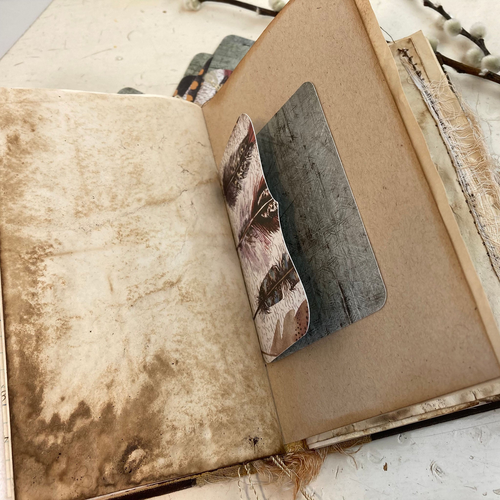 Mini File Folders, for Junk Journals and Paper Crafts, Happy Mail Gift, Die Cut Folders with Tabs, Feather theme - set of 12